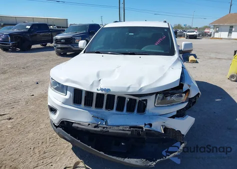 2015 Jeep Grand Cherokee Laredo z USA, uszkodzony, nr VIN 1C4RJFAG6FC693361